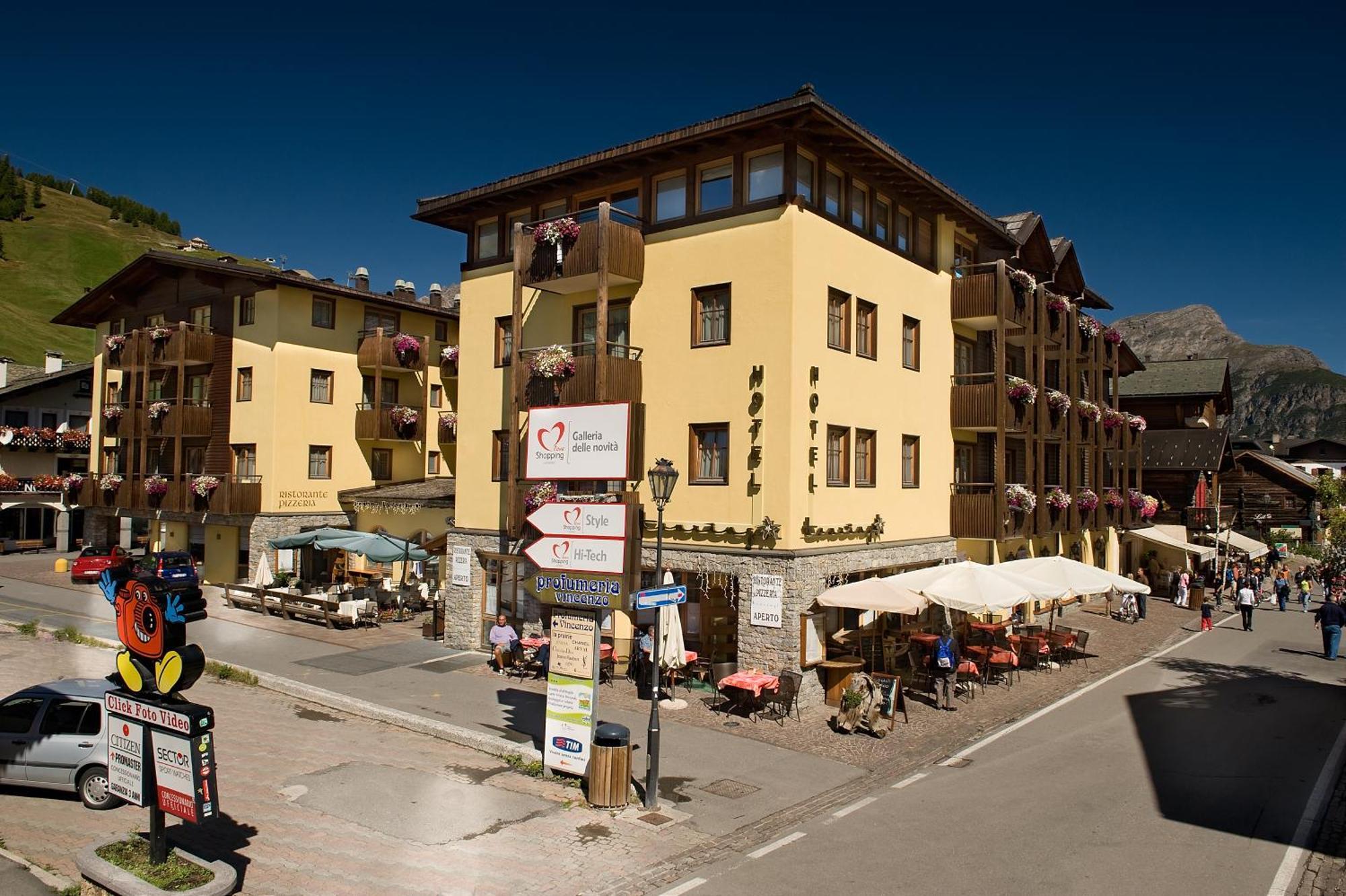 Hotel Touring Livigno Zewnętrze zdjęcie