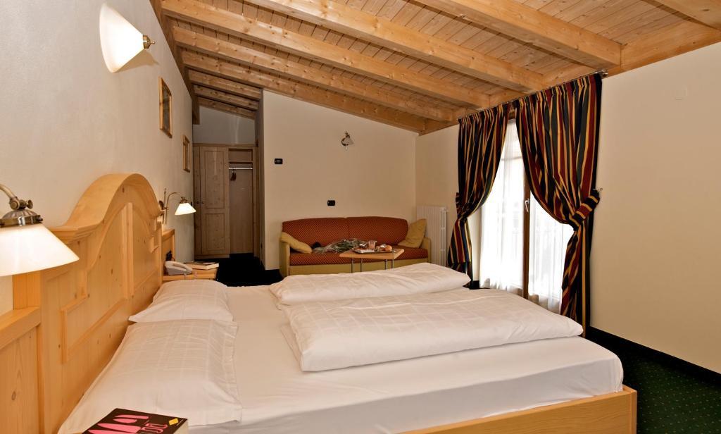 Hotel Touring Livigno Pokój zdjęcie